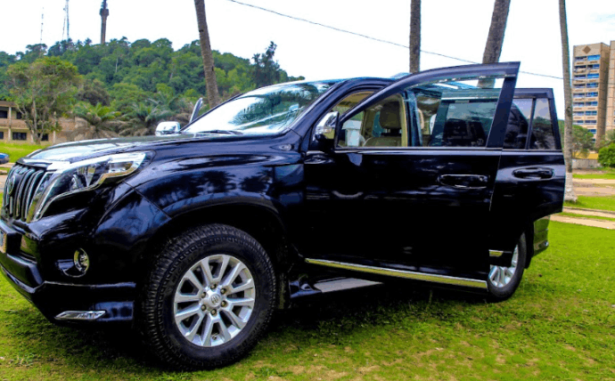 TOYOTA LAND CRUISER PRADO
